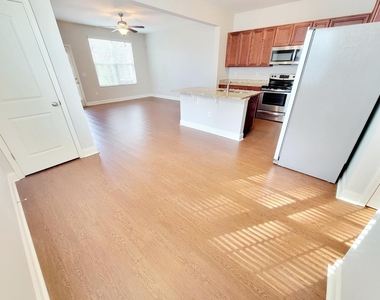 3944 Volkswalk Place - Photo Thumbnail 11