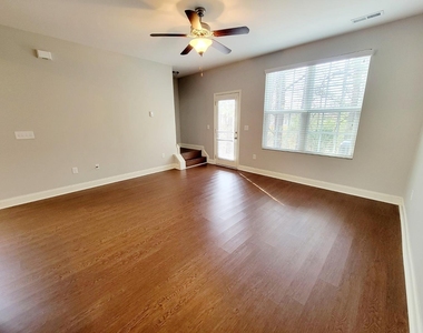 3944 Volkswalk Place - Photo Thumbnail 15