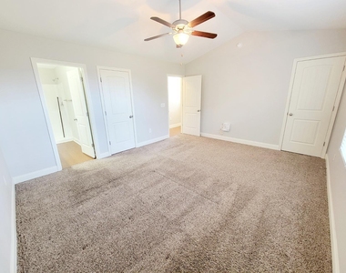 3944 Volkswalk Place - Photo Thumbnail 23