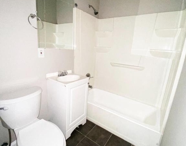 2930 Frankford Avenue - Photo Thumbnail 8