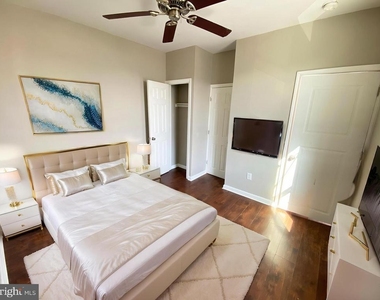 2930 Frankford Avenue - Photo Thumbnail 5