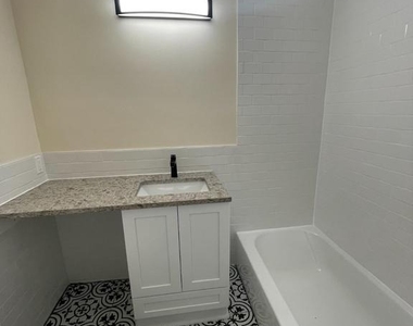 2411-00 Tremont Street - Photo Thumbnail 3
