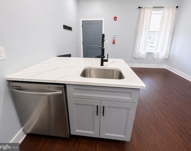 3213 W Susquehanna Avenue - Photo Thumbnail 6