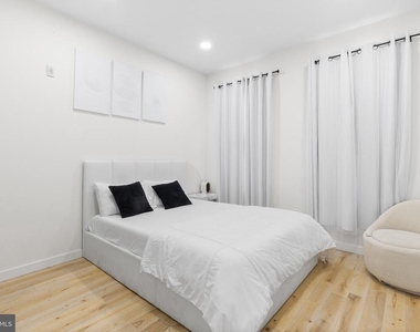 647 N 41st Street - Photo Thumbnail 12