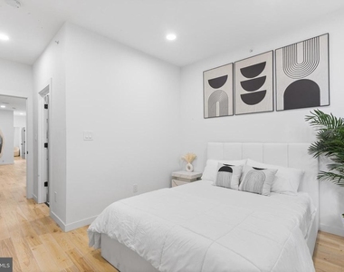 647 N 41st Street - Photo Thumbnail 9