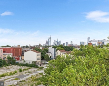 647 N 41st Street - Photo Thumbnail 22