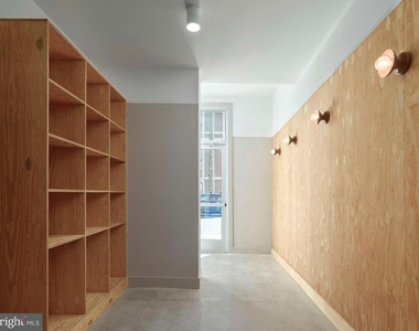 2406 Frankford Avenue - Photo Thumbnail 10
