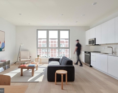 2406 Frankford Avenue - Photo Thumbnail 4