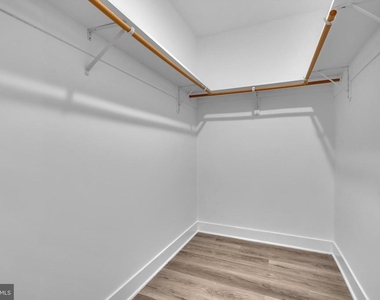 330 Cecil B Moore Avenue - Photo Thumbnail 17