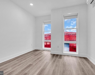 330 Cecil B Moore Avenue - Photo Thumbnail 12