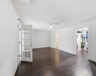 200 S Dawson Street - Photo Thumbnail 13