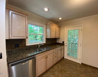 409 Killington Drive - Photo Thumbnail 3