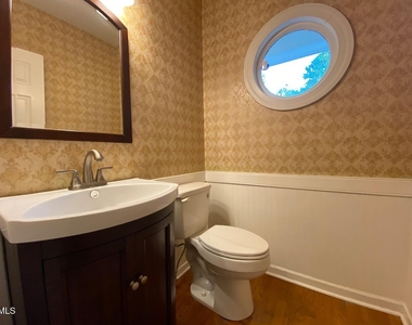 1012 Sturbridge Drive - Photo Thumbnail 2