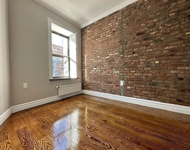 E 13th Street & 3rd Ave., New York, NY 10003 - Photo Thumbnail 6