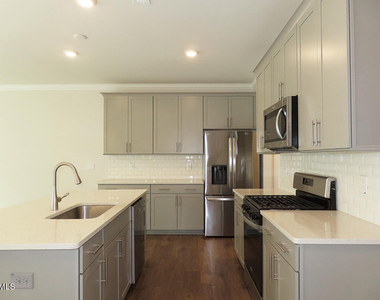509 Brightleaf Road - Photo Thumbnail 7