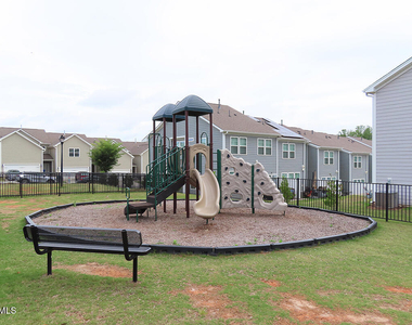 509 Brightleaf Road - Photo Thumbnail 22