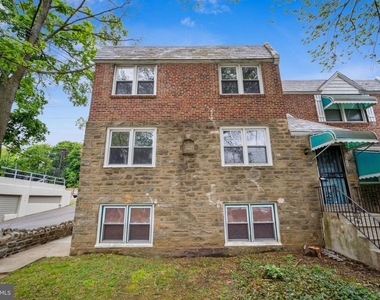 2137 Bryn Mawr Avenue - Photo Thumbnail 13