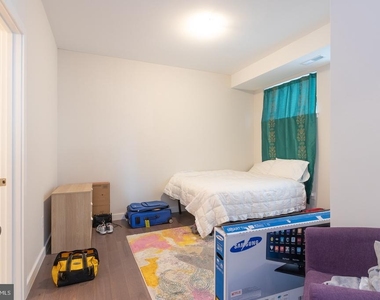 938 New Market Street - Photo Thumbnail 8