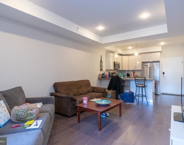 938 New Market Street - Photo Thumbnail 3