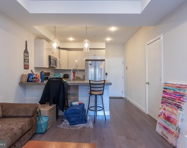 938 New Market Street - Photo Thumbnail 4