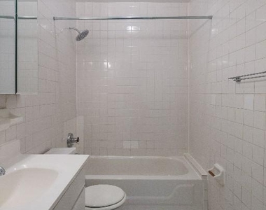 7 East 75th Street - Photo Thumbnail 6