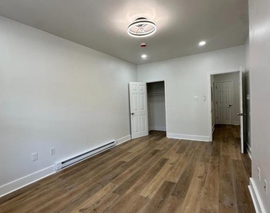 5436 Spruce Street - Photo Thumbnail 18