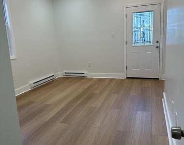 5436 Spruce Street - Photo Thumbnail 15