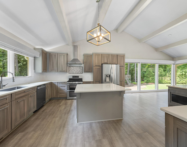 1605 Ridge Road - Photo Thumbnail 11
