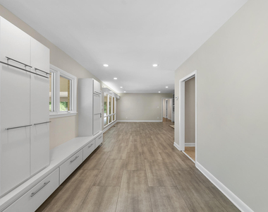 1605 Ridge Road - Photo Thumbnail 18