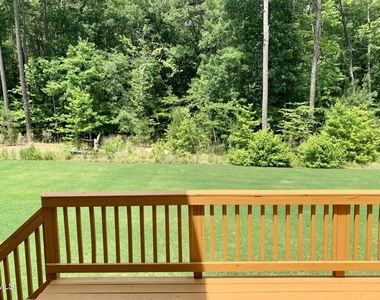 5013 Kettle Creek Road - Photo Thumbnail 8