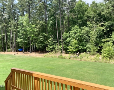 5013 Kettle Creek Road - Photo Thumbnail 9