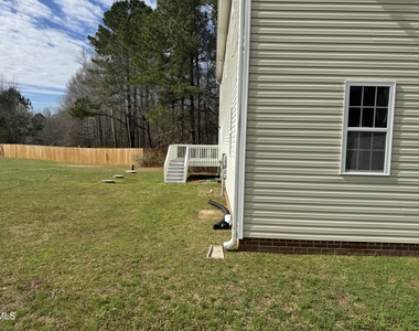 1417 Pleasant Quail Court - Photo Thumbnail 2