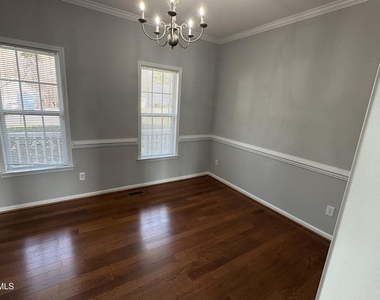 1417 Pleasant Quail Court - Photo Thumbnail 3