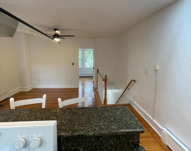 641 Bainbridge Street - Photo Thumbnail 3