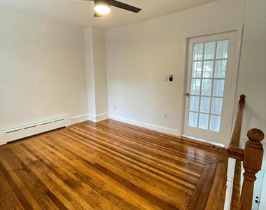 641 Bainbridge Street - Photo Thumbnail 4