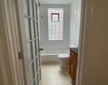 641 Bainbridge Street - Photo Thumbnail 16