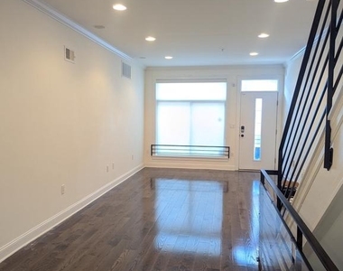 608 Mckean Street - Photo Thumbnail 10