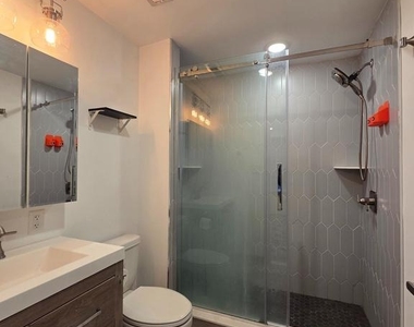 417 W Berks Street - Photo Thumbnail 10