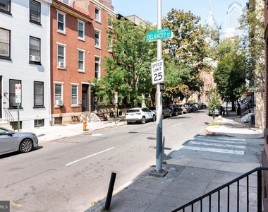 327 S 16th Street - Photo Thumbnail 10