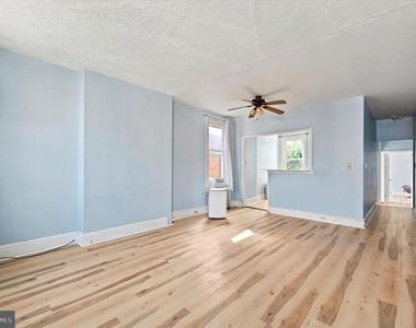 204 Ripka Street - Photo Thumbnail 8