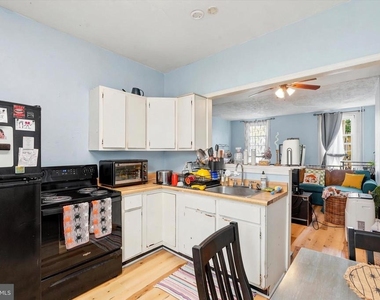 204 Ripka Street - Photo Thumbnail 5