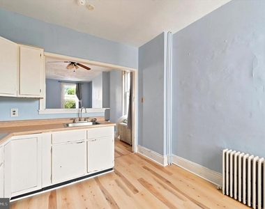 204 Ripka Street - Photo Thumbnail 12