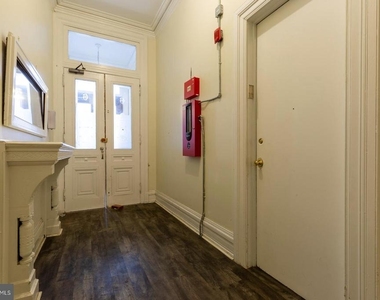 3017 W Girard Avenue - Photo Thumbnail 9
