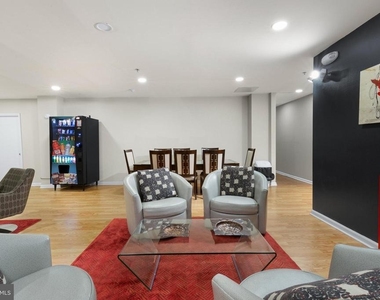1324 Locust Street - Photo Thumbnail 19