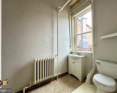 14 W Harvey Street - Photo Thumbnail 17