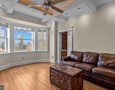 2135 Walnut Street - Photo Thumbnail 1