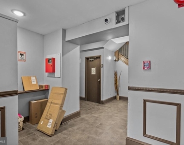 2135 Walnut Street - Photo Thumbnail 33