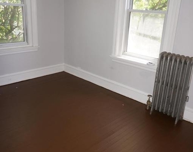 124 Knox Street - Photo Thumbnail 7