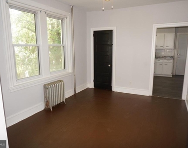 124 Knox Street - Photo Thumbnail 2