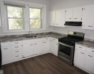 124 Knox Street - Photo Thumbnail 5